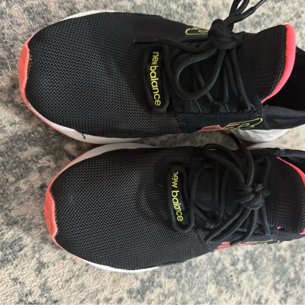 Women’s New balance Roav fresh foam shoe